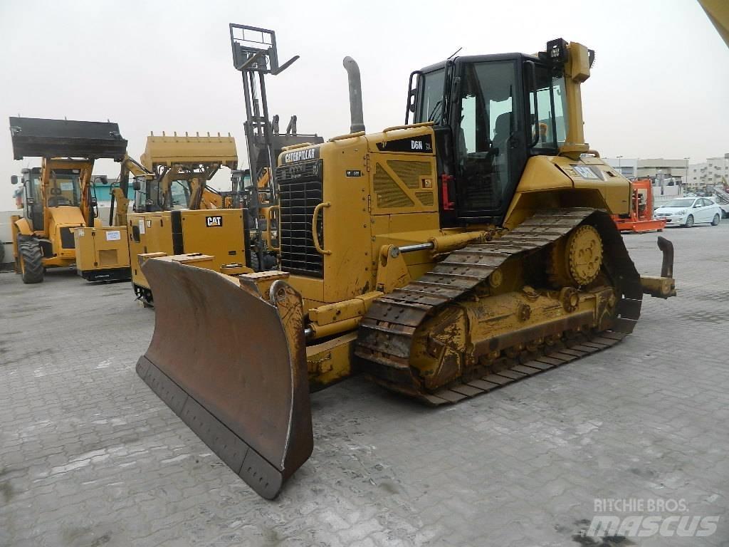 CAT D 6 N XL Telaketjupuskutraktorit
