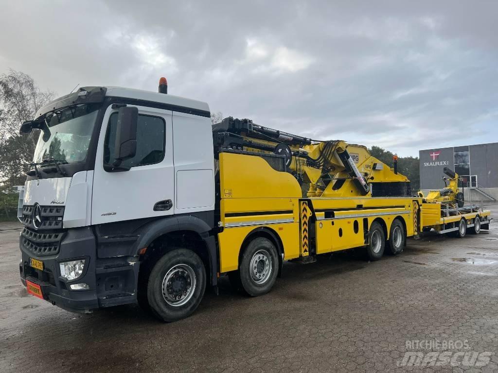 Mercedes-Benz 4153 Nosturiautot