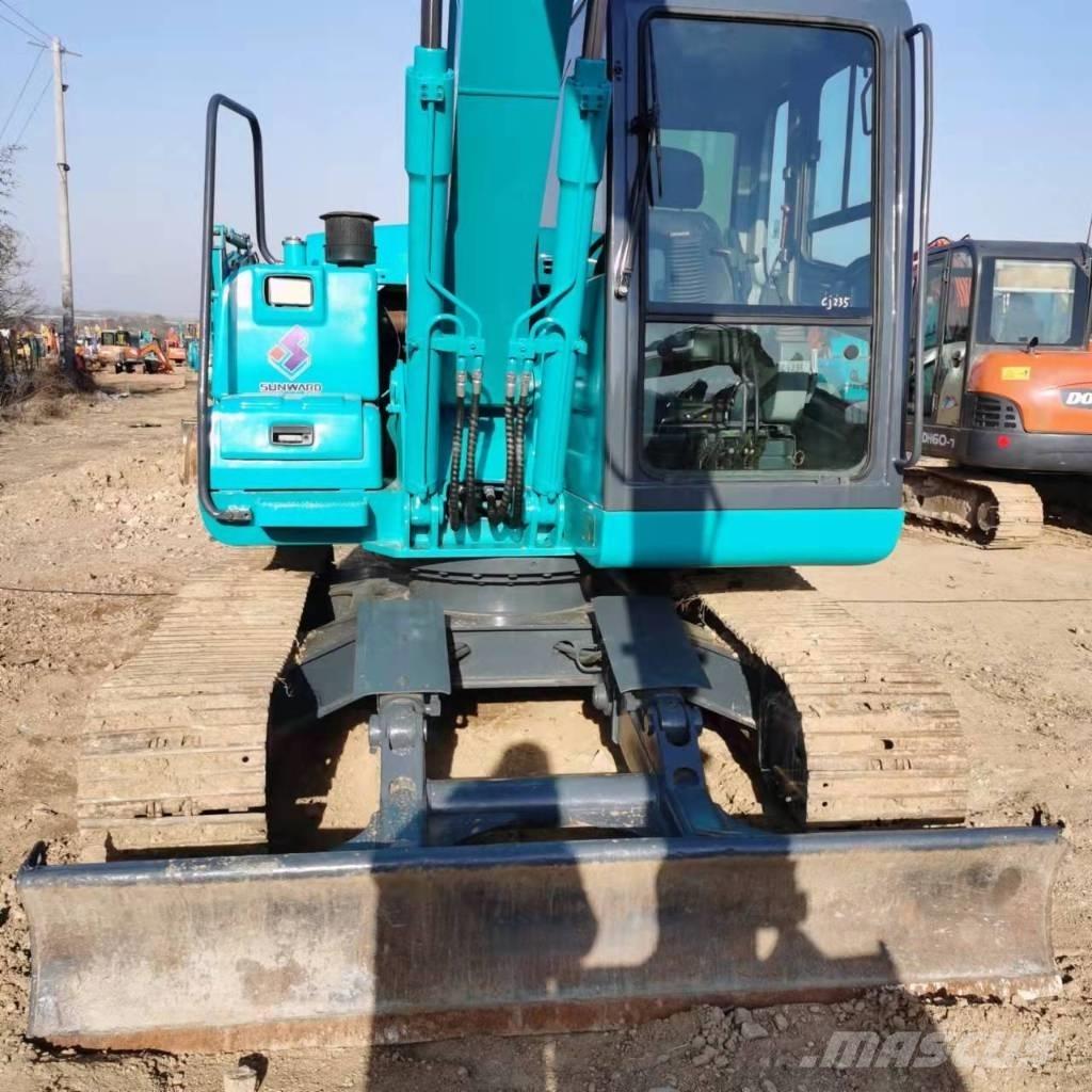Sunward SWE90E Midikaivukoneet 7t - 12t