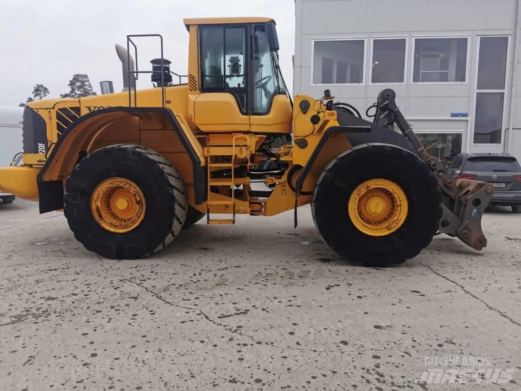 Volvo L220F Pyöräkuormaajat