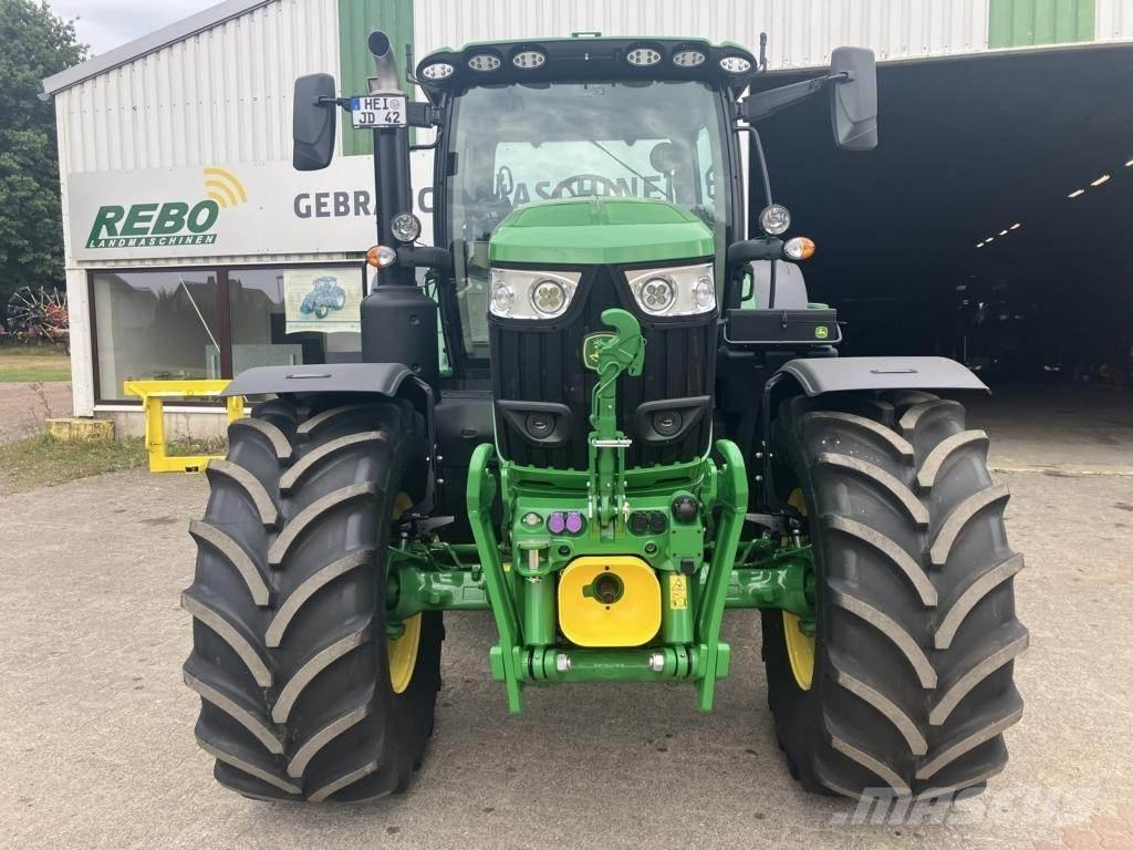 John Deere 6R215 Traktorit