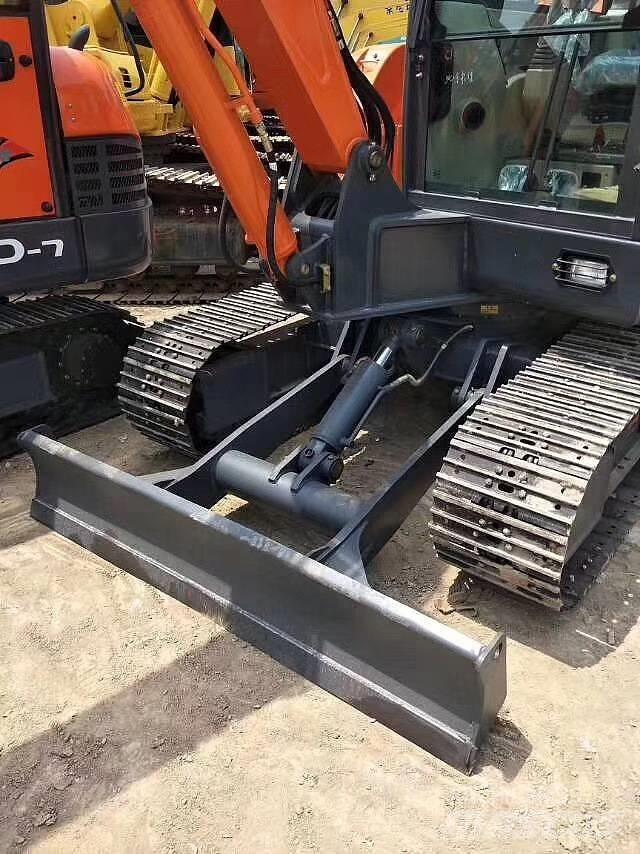 Doosan DH 60 Minikaivukoneet < 7t