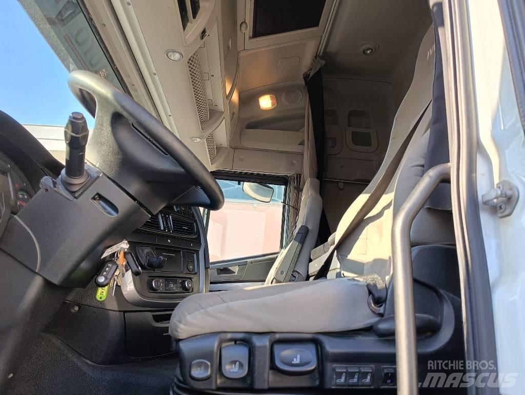 Iveco STRALIS 510 XP Vetopöytäautot