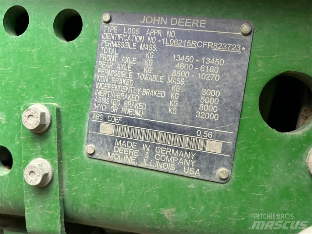 John Deere 6215R Traktorit