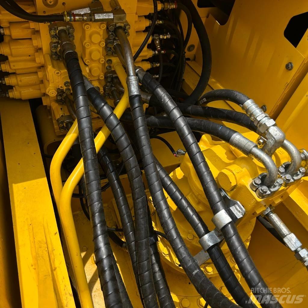 Komatsu 220-8 Telakaivukoneet