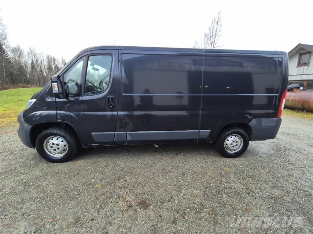 Citroën Jumper 20V Pakettiautot