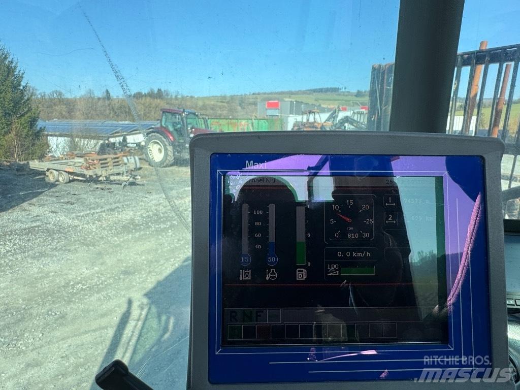 Valmet 860 Kuormatraktorit