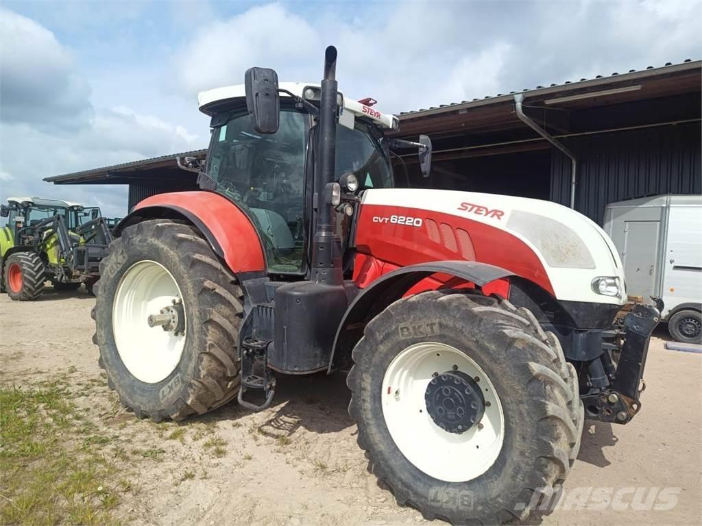 Steyr 6220 CVT Traktorit