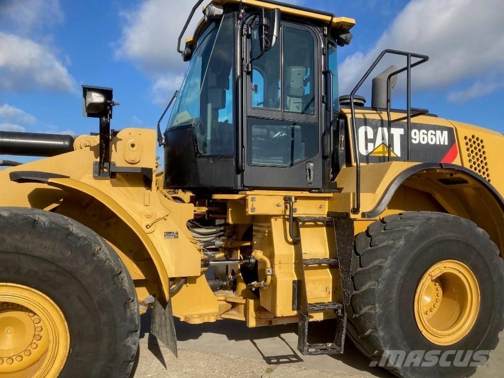 CAT 966 M Pyöräkuormaajat