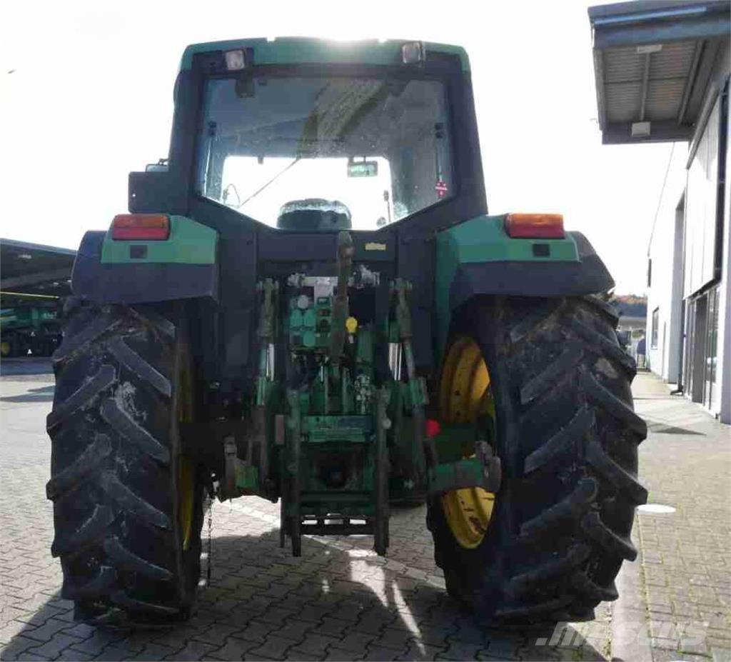 John Deere 6310 Traktorit