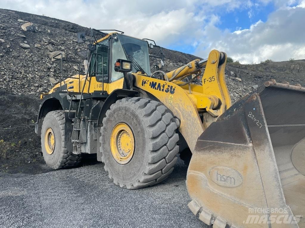 Komatsu WA500 Pyöräkuormaajat