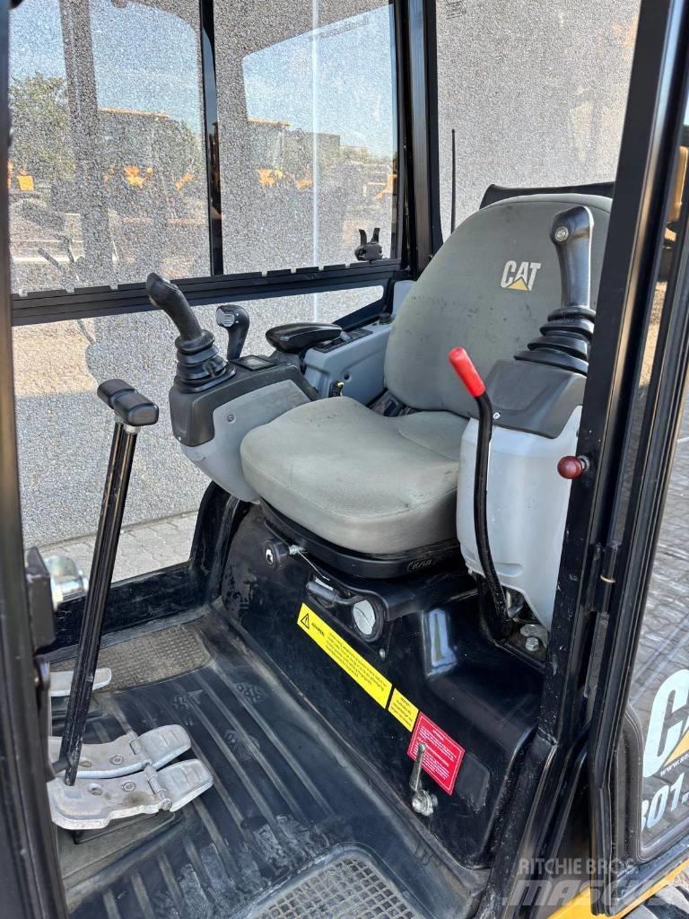 CAT 301.7 D Minikaivukoneet < 7t