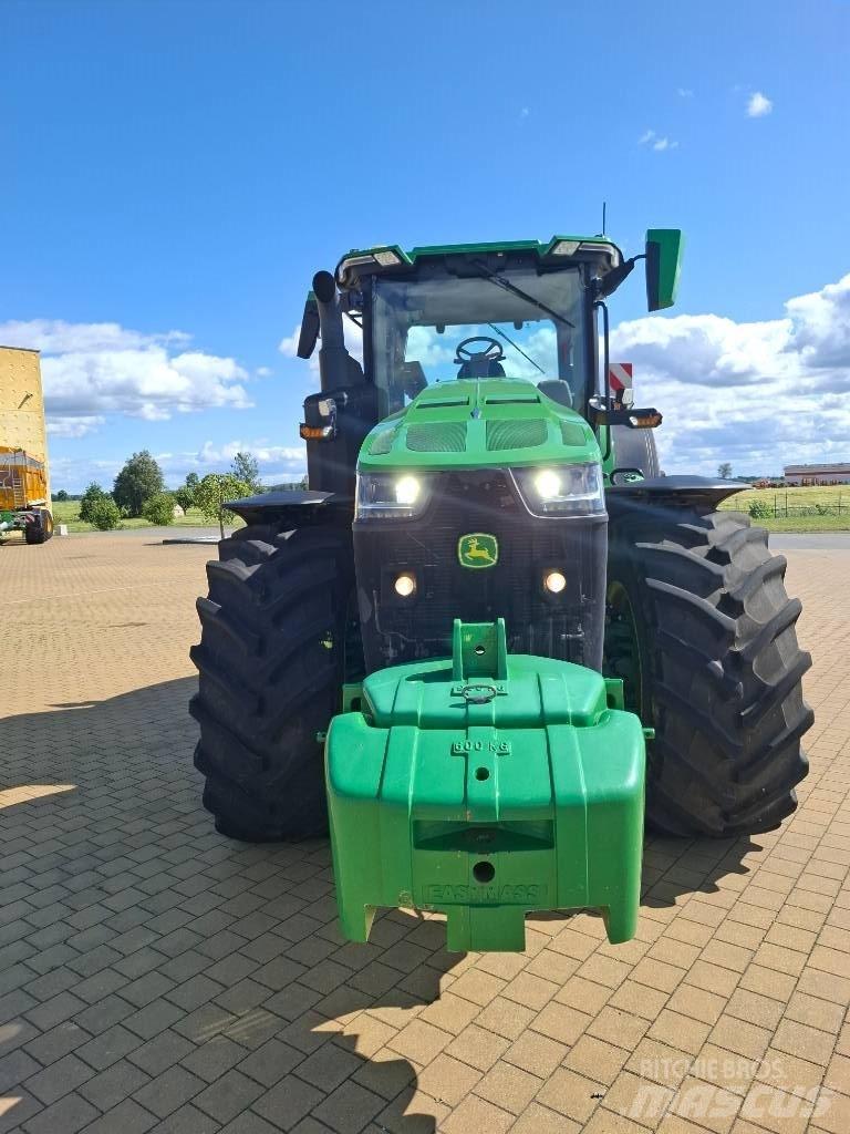 John Deere 8R410 Traktorit