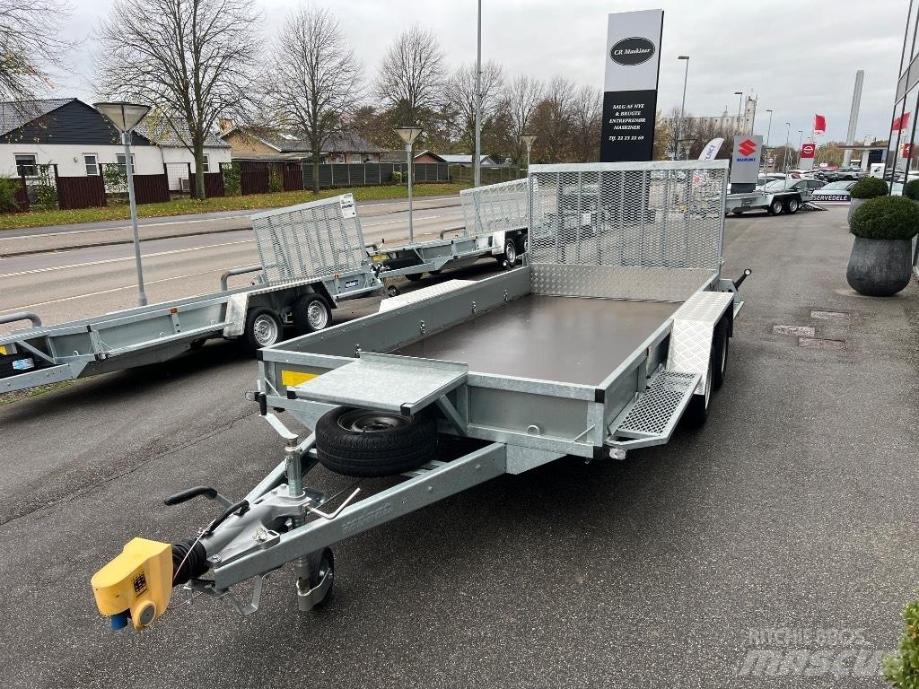 Variant 3518 m4 Autonkuljetusperävaunut
