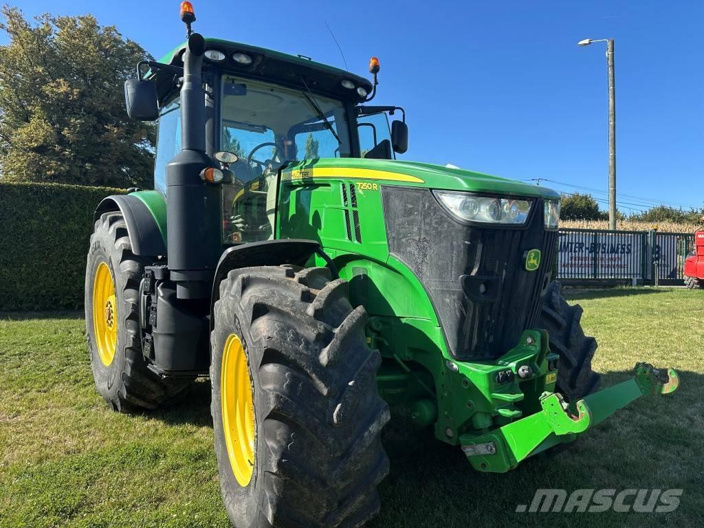John Deere 7250 R Traktorit