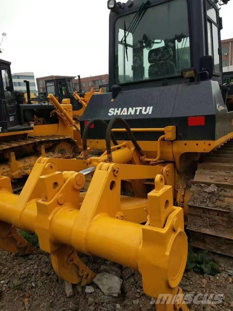 Shantui SD16 Telaketjupuskutraktorit