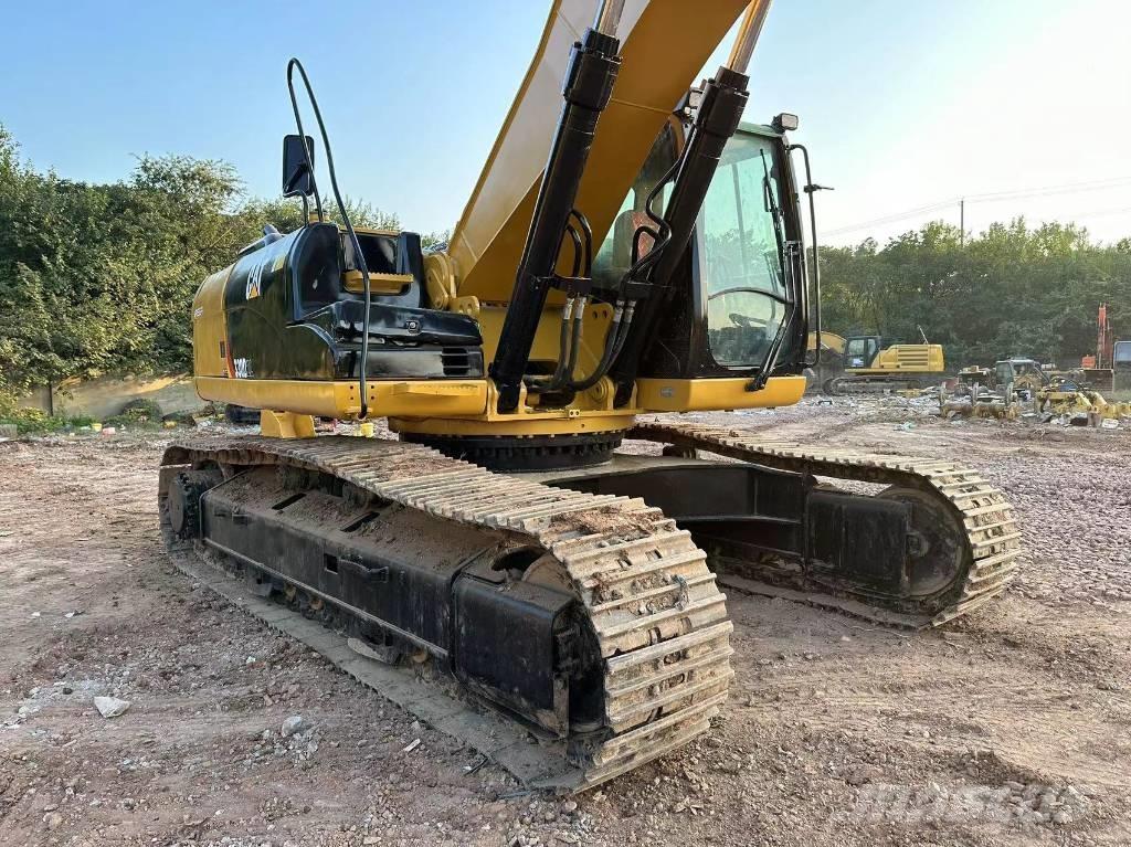 CAT 330DL Telakaivukoneet