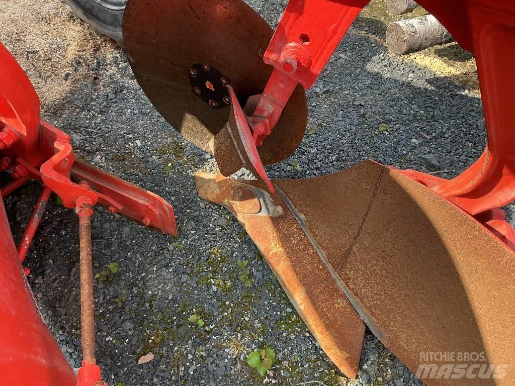 Kuhn Vari-Master 123 Paluuaurat