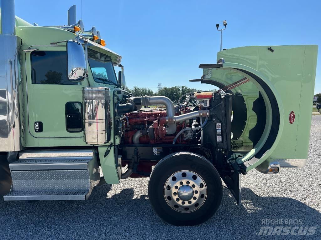 Peterbilt 389 Vetopöytäautot