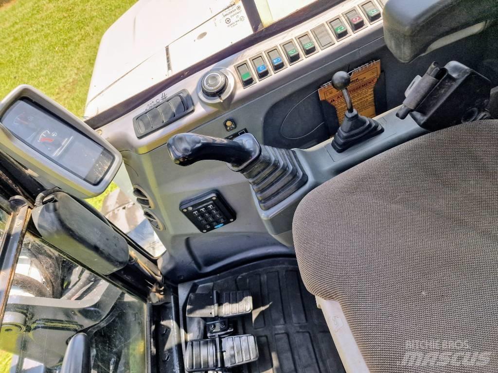 Bobcat E 80 Midikaivukoneet 7t - 12t