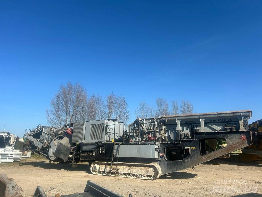 GIPO R100 FDR GIGA Mobiilimurskaimet