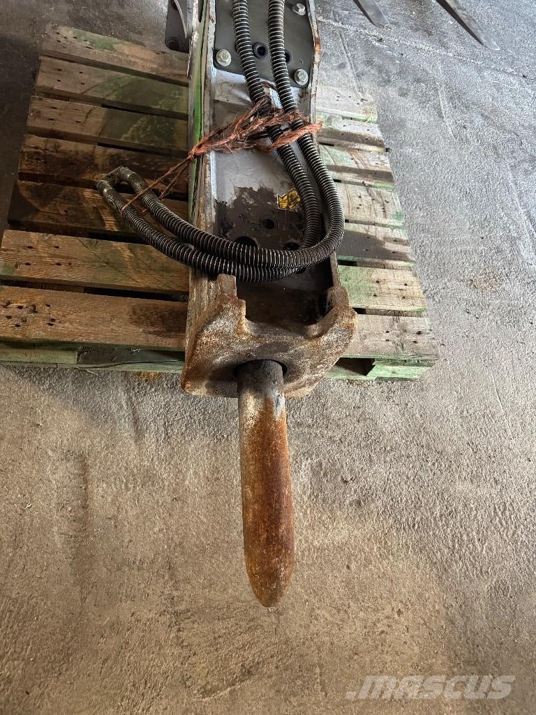 Hyundai R140W-9A Pyöräkaivukoneet