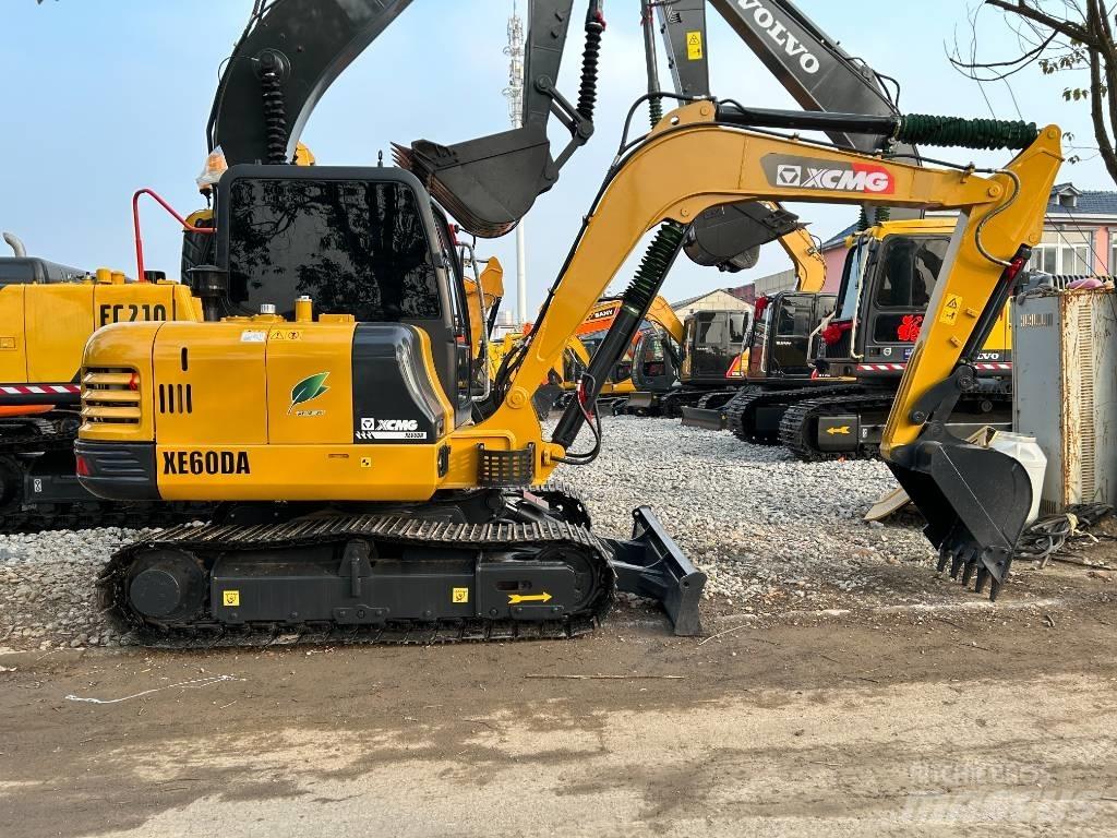 XCMG XE60DA Midikaivukoneet 7t - 12t