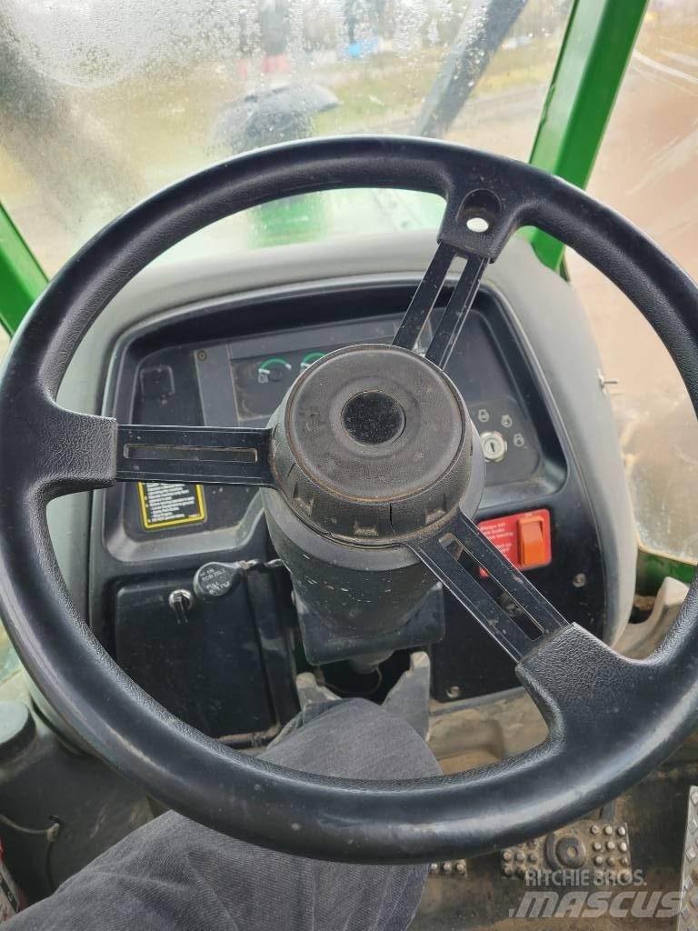 John Deere 748 H Juontokoneet