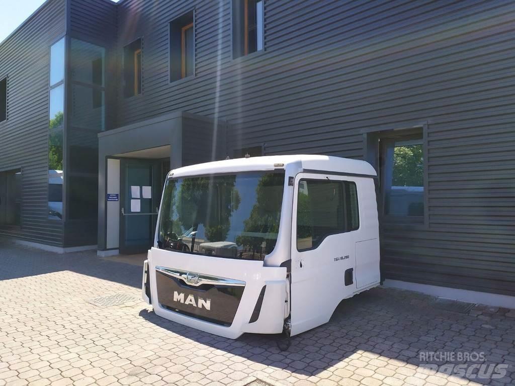 MAN TGS EURO 6 Ohjaamot ja sisustat