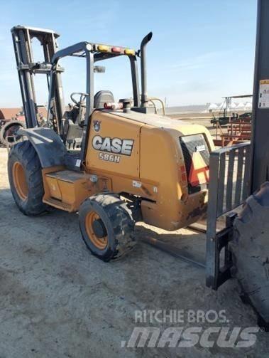 CASE 586H Maastotrukit