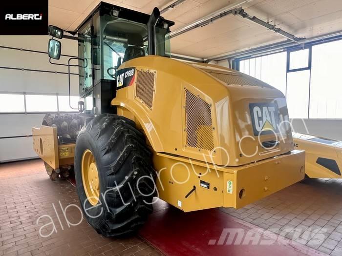 CAT CP68B Yksivalssijyrät