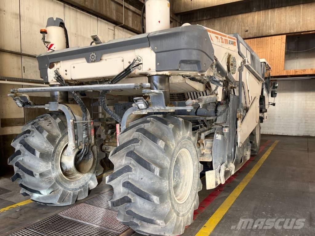 Wirtgen WR 240i Muut