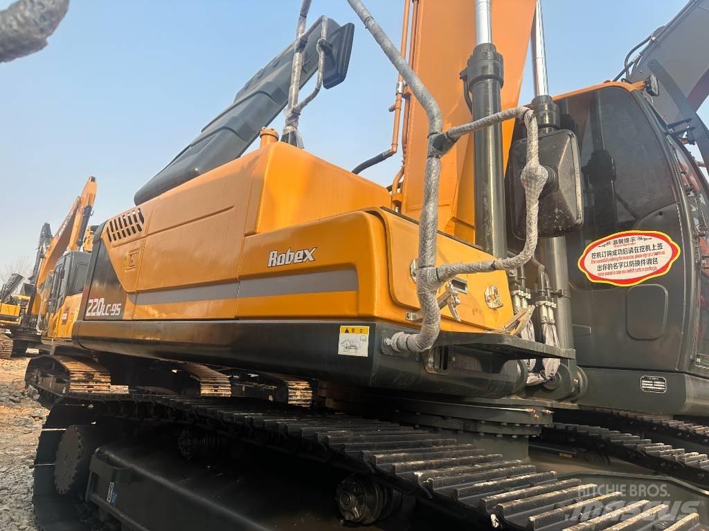 Hyundai R220LC-9S Telakaivukoneet