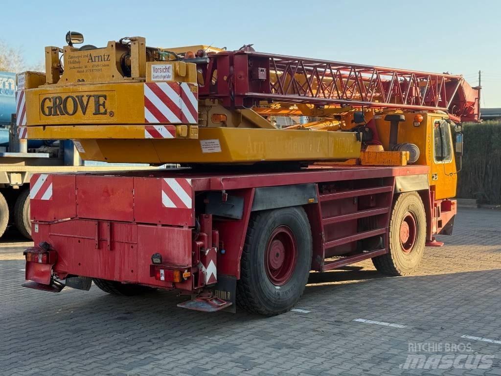 Grove GMK 2035 Mobiilinosturit