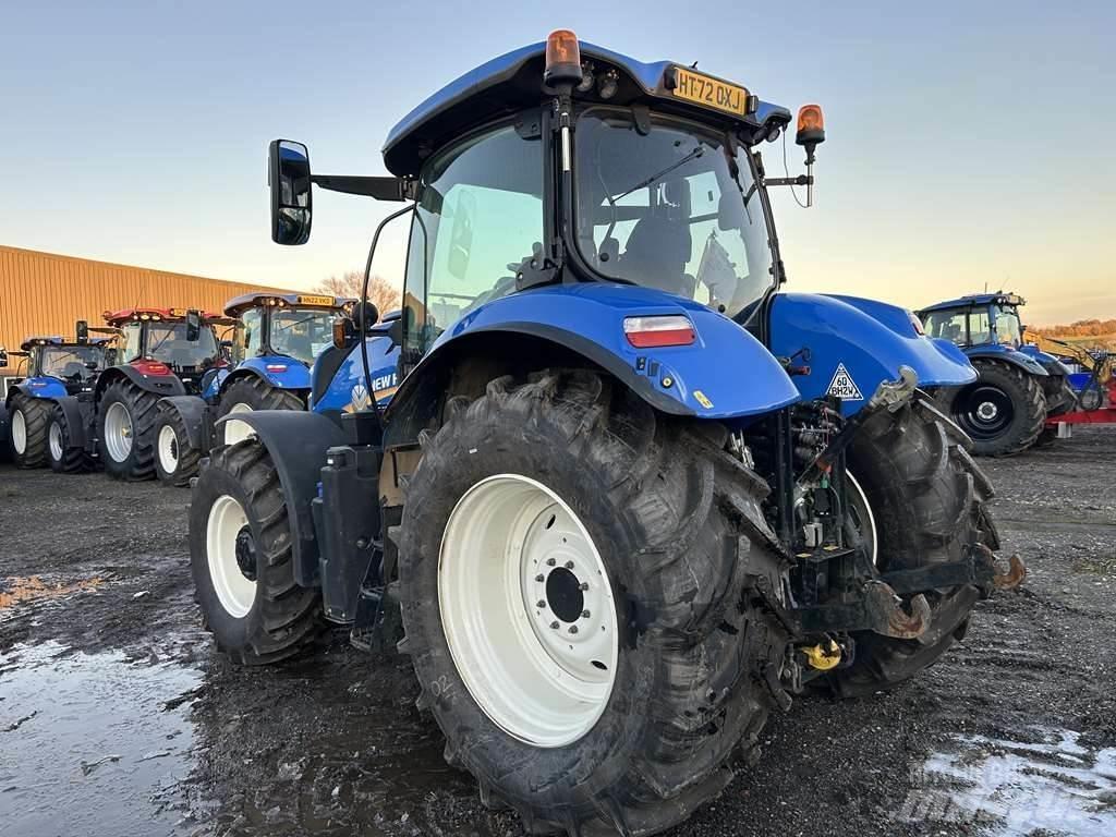New Holland T7.225 Traktorit