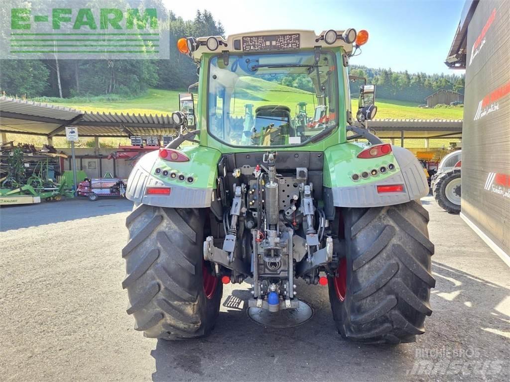 Fendt 516 vario Traktorit