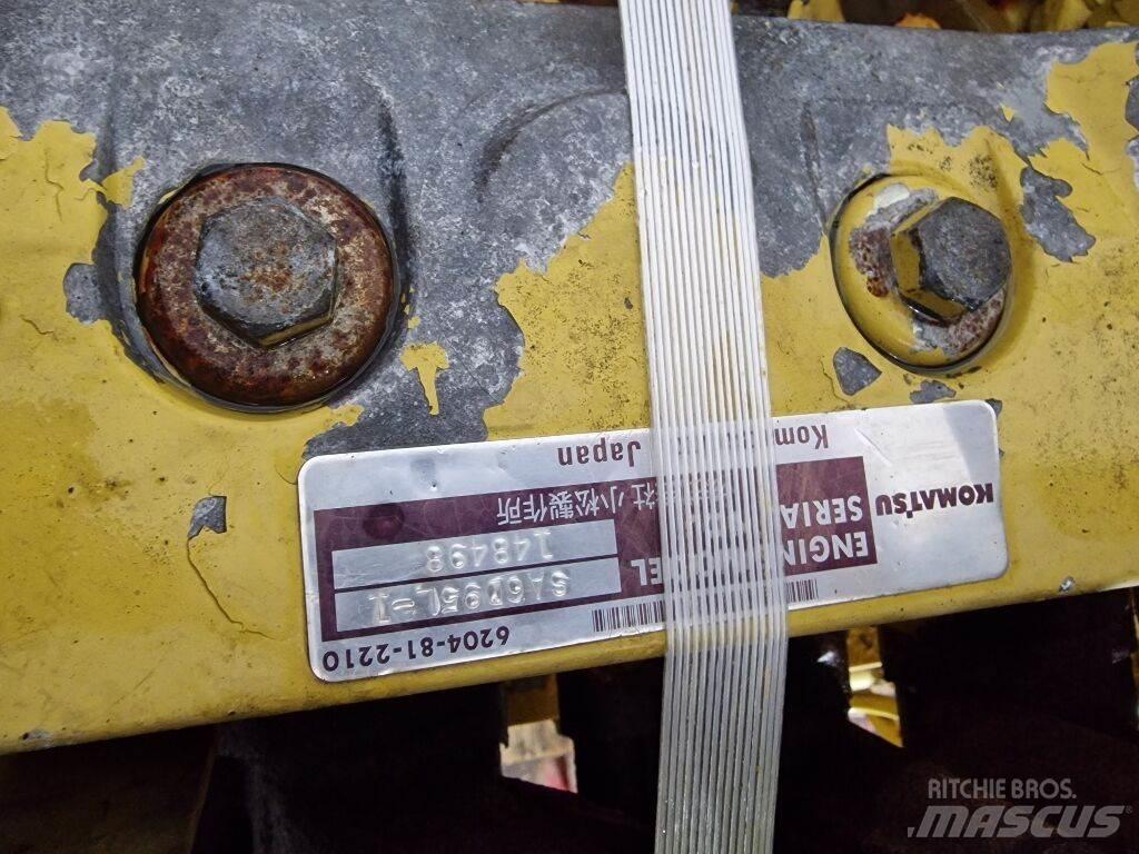 Komatsu SA6D95L-1 Moottorit
