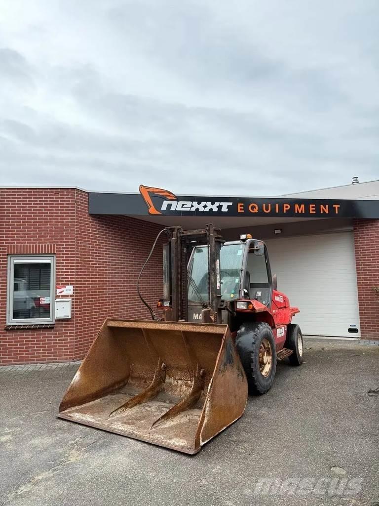 Manitou MC 30 D Maastotrukit