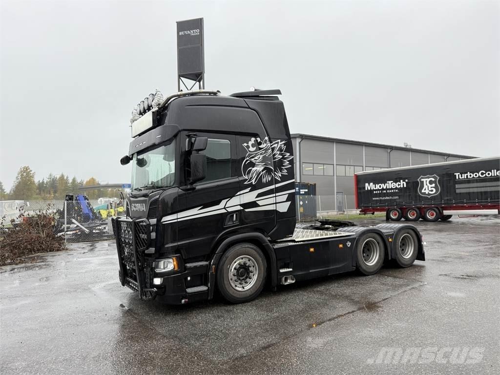 Scania R650 6X4 Vetopöytäautot