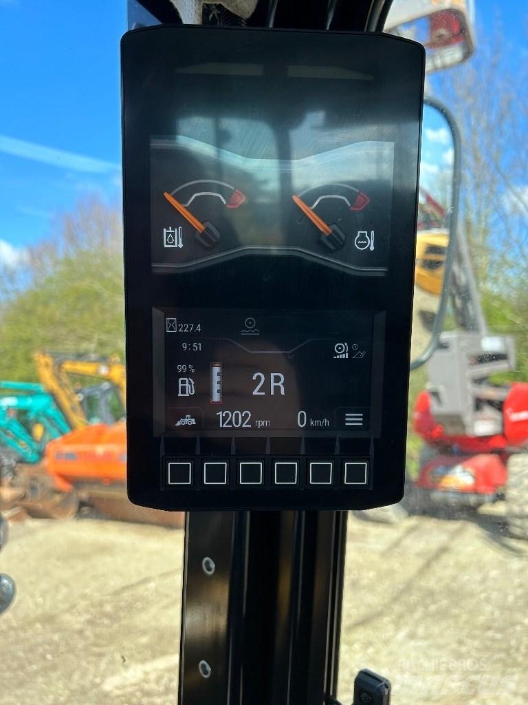 CAT 906 Pyöräkuormaajat