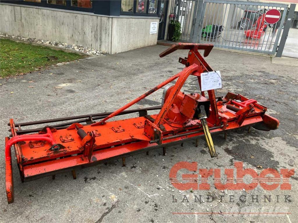 Lely 3000 Jyrsimet