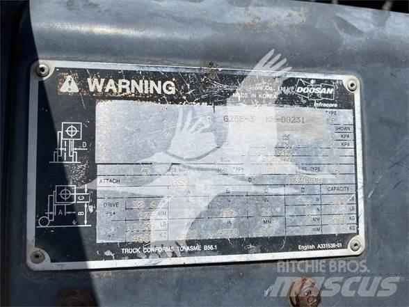 Daewoo G25E-3 Dieseltrukit