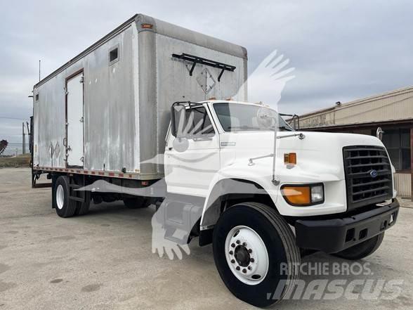 Ford F800 Muut koneet