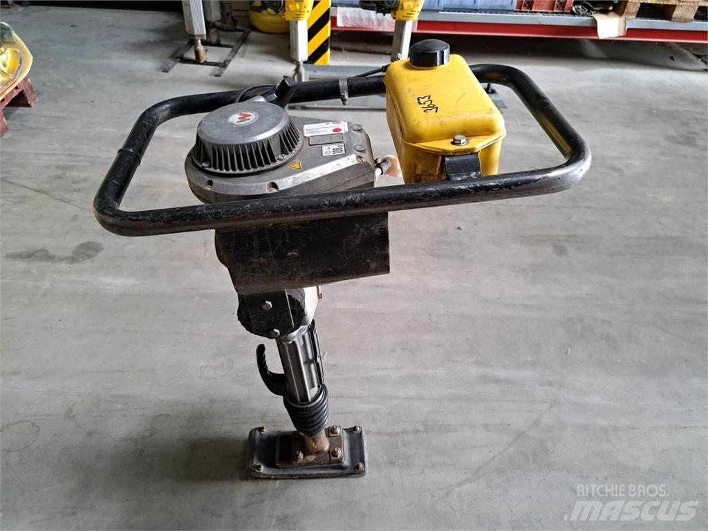 Wacker Neuson BS30 Täryvasarat