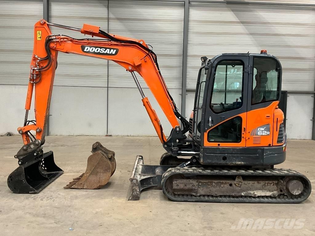 Doosan DX 62 R-3 Minikaivukoneet < 7t