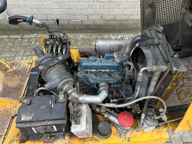 GiANT D 261 S Pyöräkuormaajat