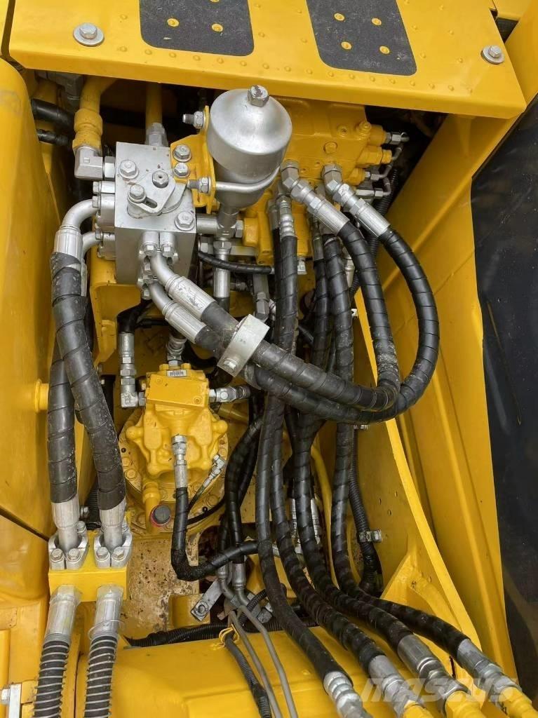 Komatsu 120-8 Telakaivukoneet