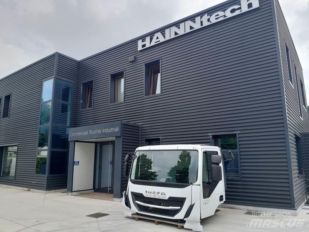 Iveco Trakker E6 Ohjaamot ja sisustat