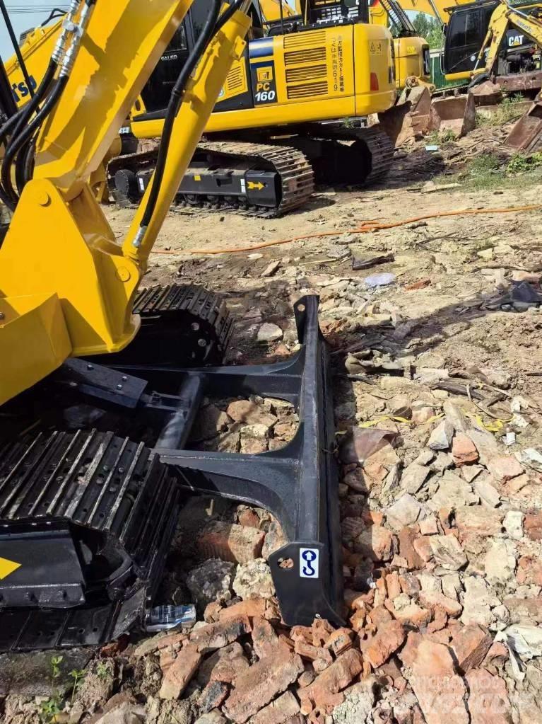 Komatsu PC 56 Minikaivukoneet < 7t