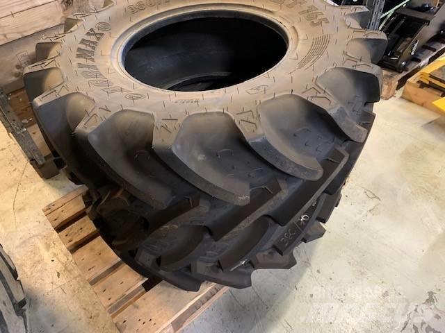 Agrimax RT765 Renkaat ja vanteet